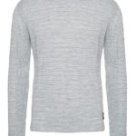 Wygodny sweter w klasycznym fasonie w kolorze szarym
